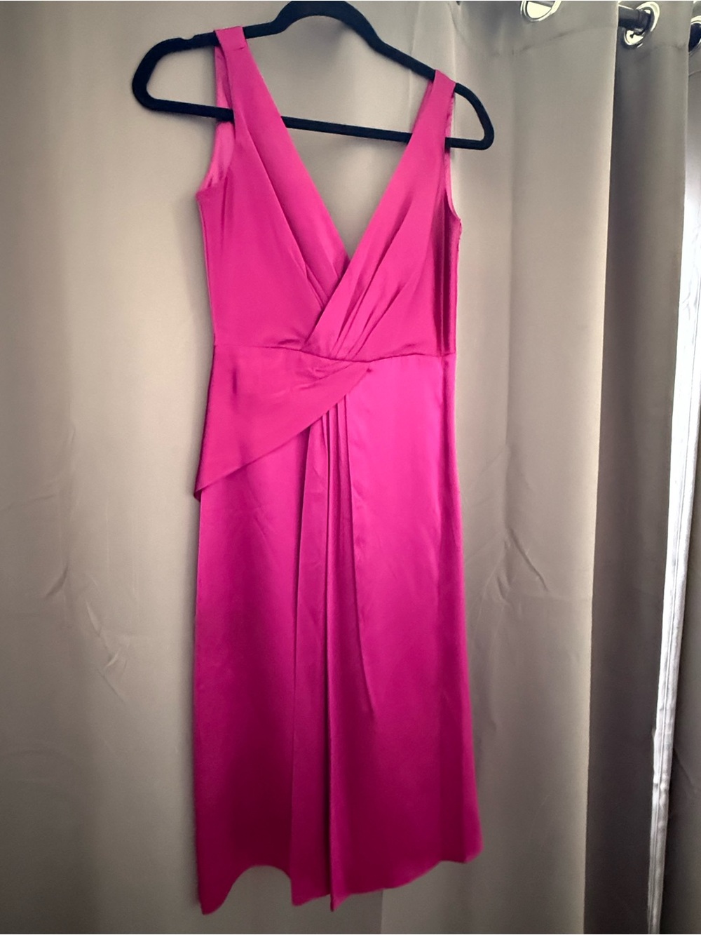 Elie Tahari Liza Silk V-Neck Midi Dress in Fuchsia